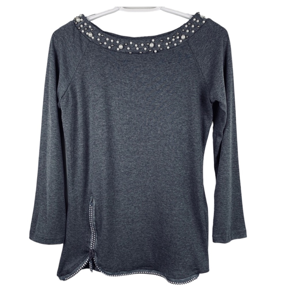 Pearl Beaded Boatneck Collar Zipper Detail Hemline shirt